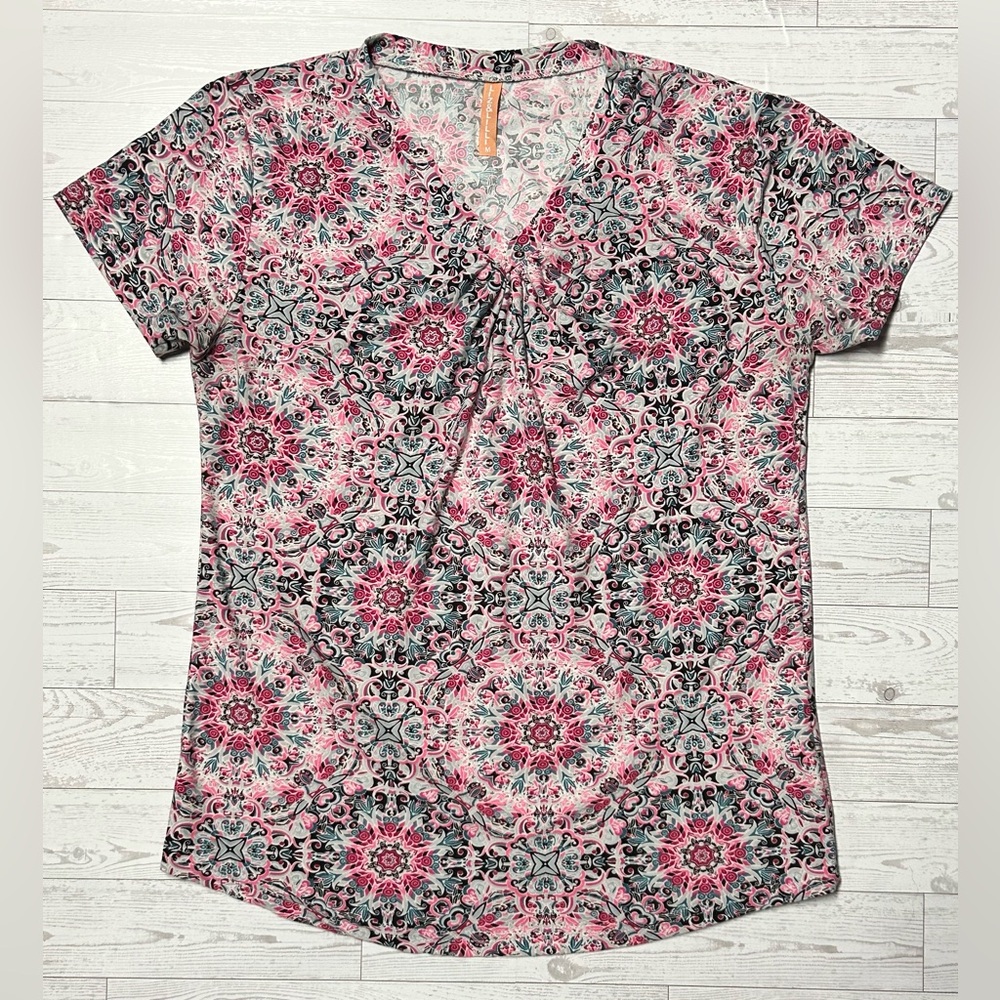 Women's Pink Patterned V-Neck Short Sleeve Top